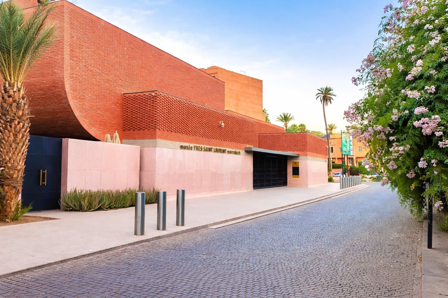 Musée Yves Saint Laurent — à 2 min à pied de l'appartement